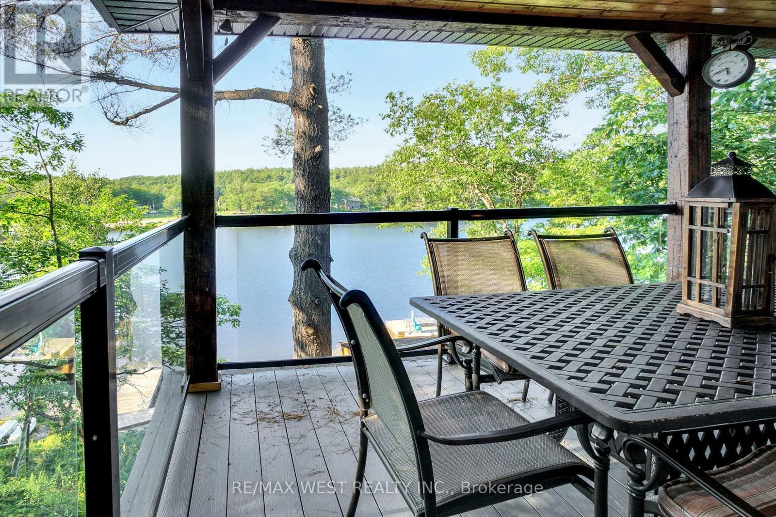 18 Inverlochy Road, Carling, Ontario  P0G 1G0 - Photo 9 - X12294716