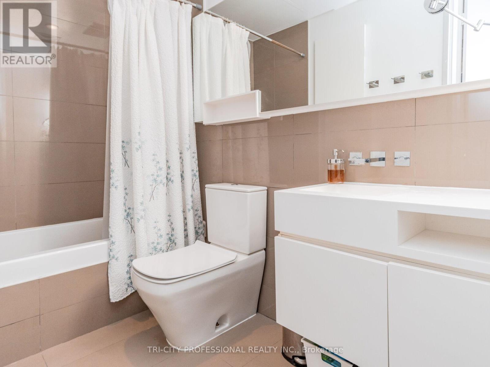 709 - 45 Charles Street E, Toronto, Ontario  M4Y 0B8 - Photo 24 - C12294402