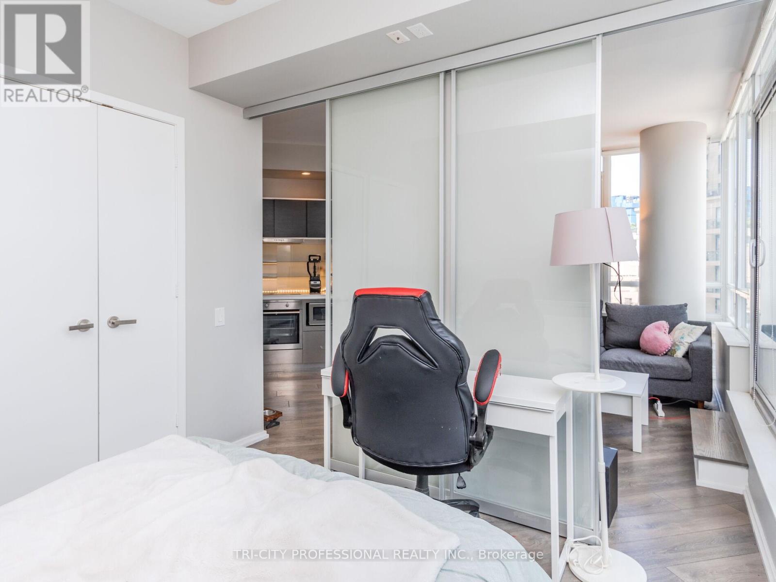 709 - 45 Charles Street E, Toronto, Ontario  M4Y 0B8 - Photo 23 - C12294402