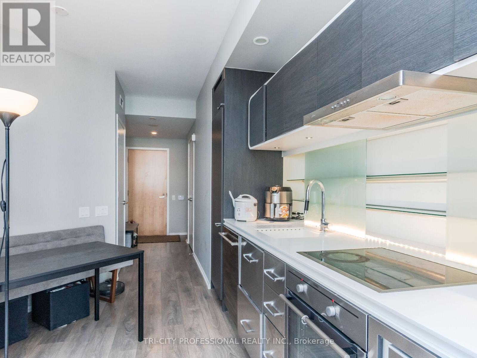 709 - 45 Charles Street E, Toronto, Ontario  M4Y 0B8 - Photo 8 - C12294402