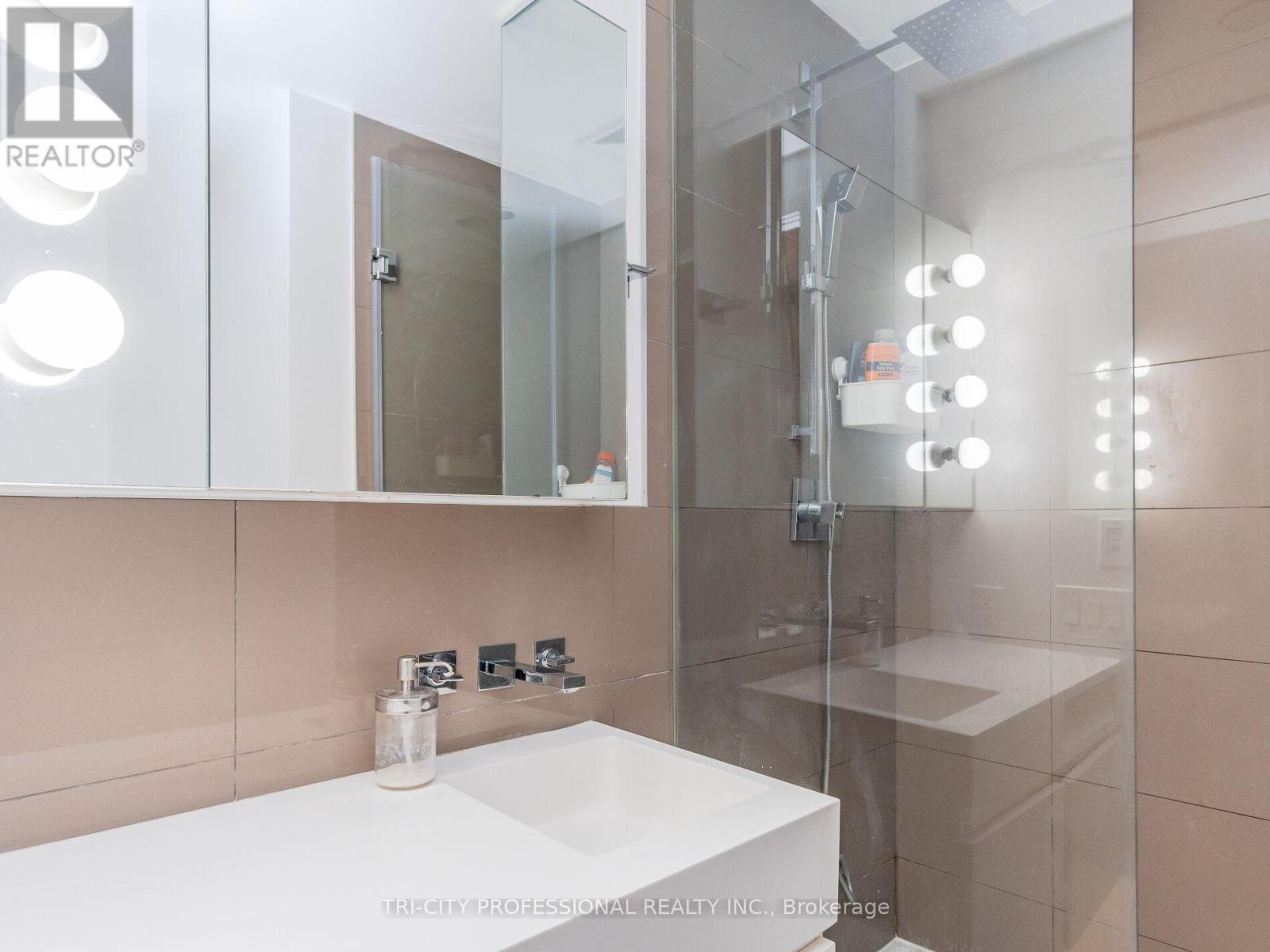 709 - 45 Charles Street E, Toronto, Ontario  M4Y 0B8 - Photo 32 - C12294402