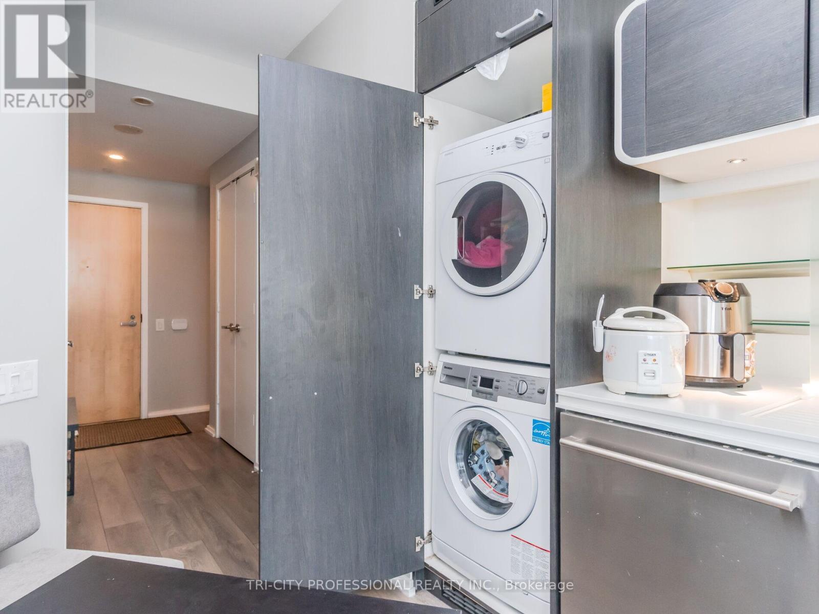 709 - 45 Charles Street E, Toronto, Ontario  M4Y 0B8 - Photo 33 - C12294402