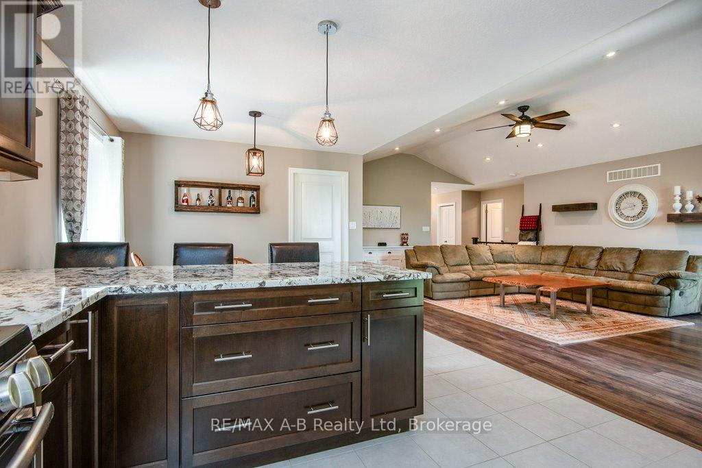 86 Jacob Street W, East Zorra-Tavistock, Ontario  N0B 2R0 - Photo 22 - X12294845