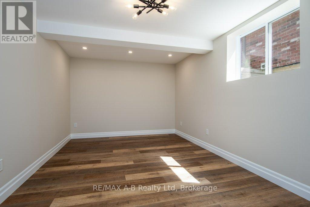 86 Jacob Street W, East Zorra-Tavistock, Ontario  N0B 2R0 - Photo 41 - X12294845