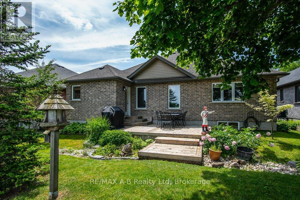 86 Jacob Street W, East Zorra-Tavistock, Ontario  N0B 2R0 - Photo 9 - X12294845