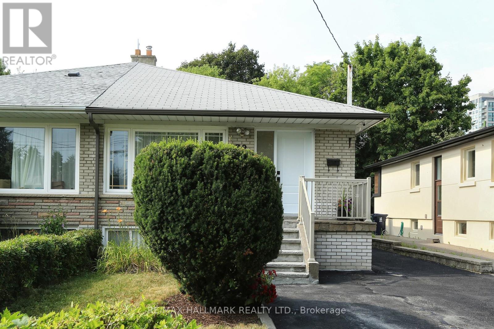 Property at 38 SANTA BARBARA ROAD image 2