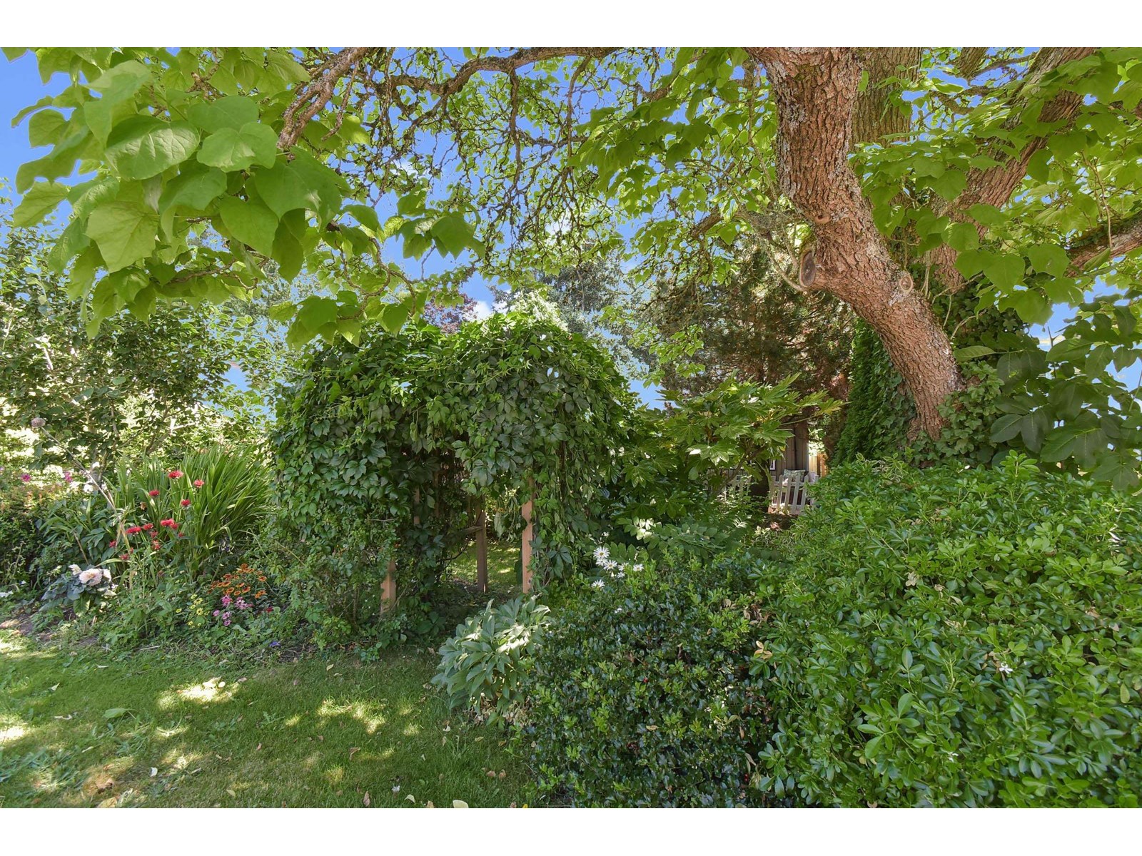 Property at 1510 STEVENS STREET image 2