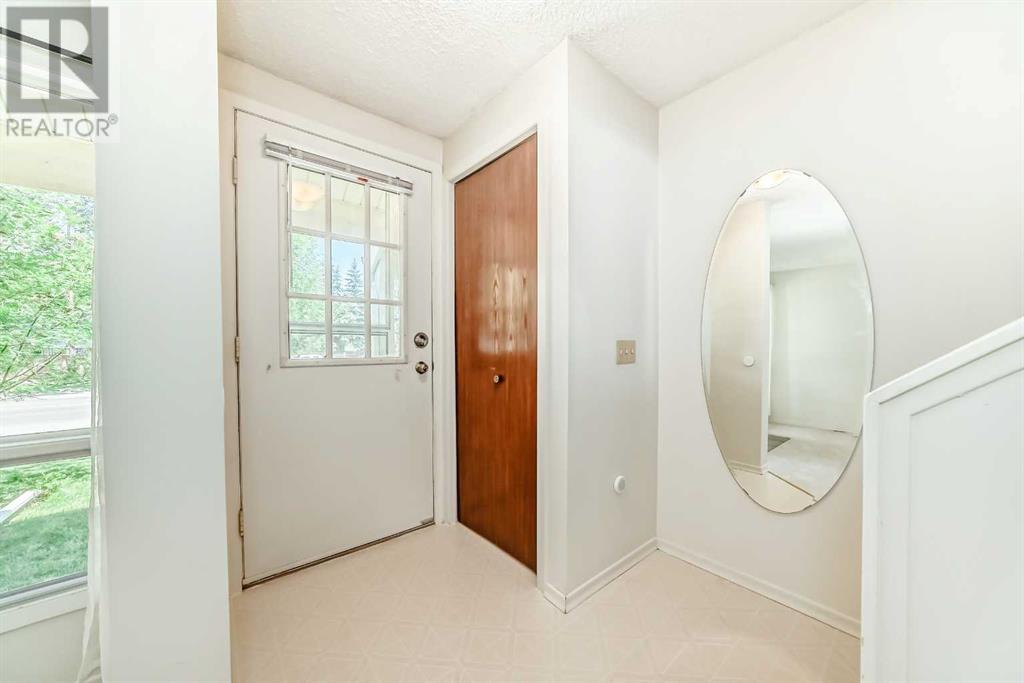 Property at 2187 Woodview Drive SW image 4