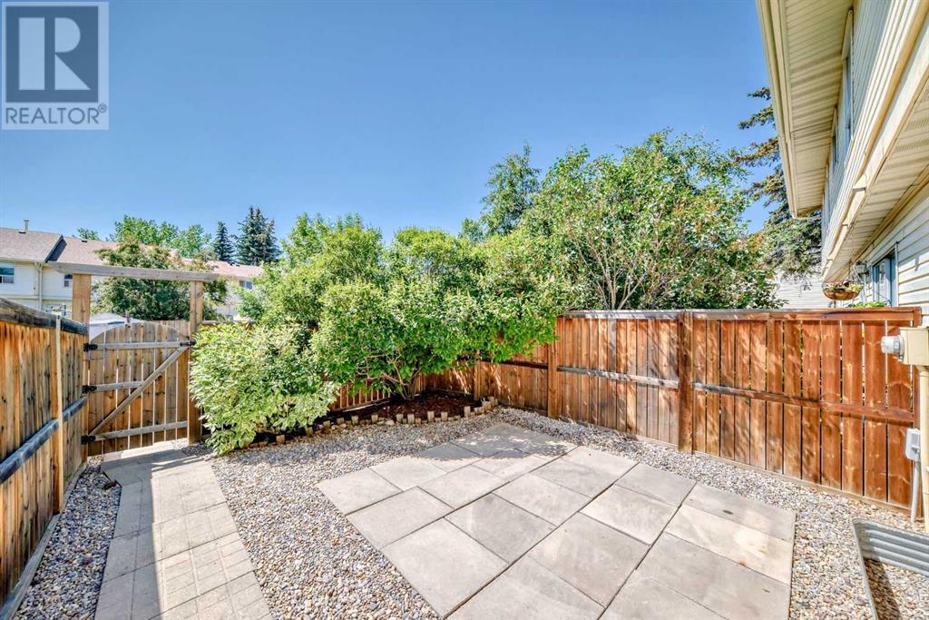 Property at 2187 Woodview Drive SW image 3