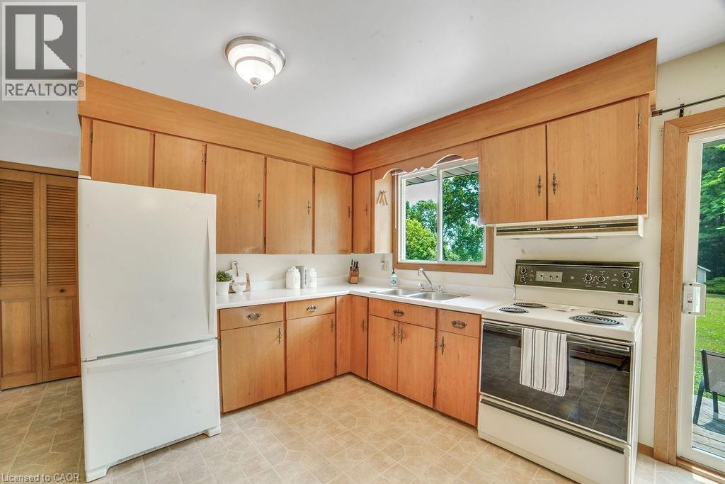 881 Kings Row, Dunnville, Ontario  N1A 2W8 - Photo 17 - 40752864