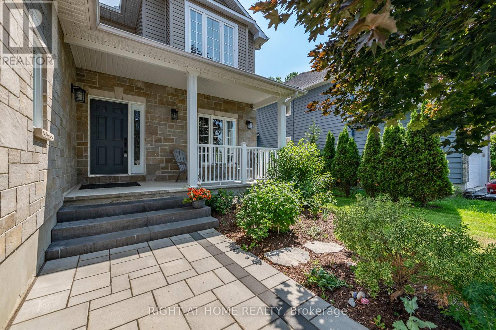 Property at 48 STATION TRAIL image 3