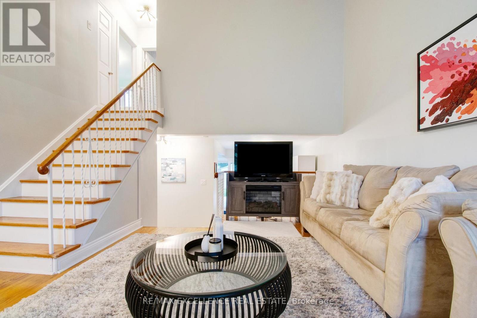 Property at 3047 MERRITT AVENUE image 4