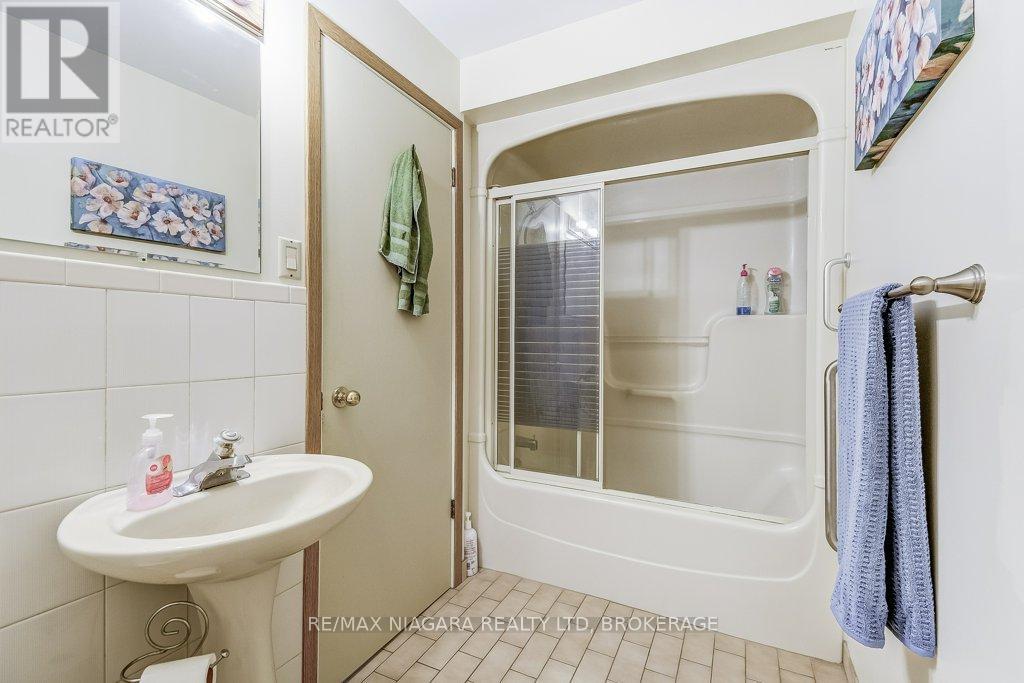 98 Merritt Parkway, Port Colborne, Ontario  L3K 3Y1 - Photo 23 - X12294991