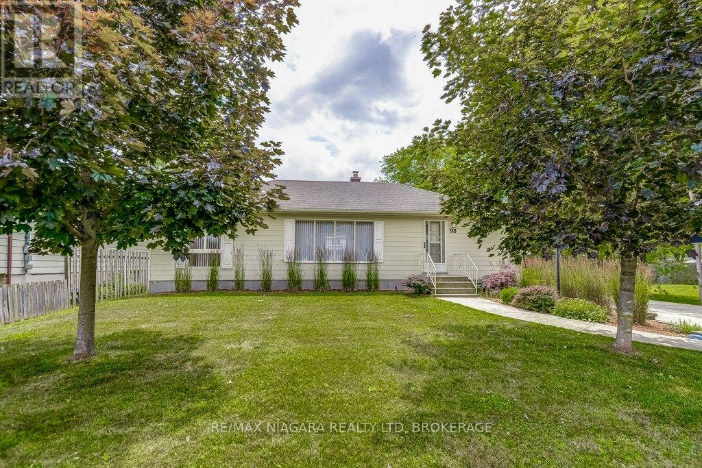 98 Merritt Parkway, Port Colborne, Ontario  L3K 3Y1 - Photo 3 - X12294991