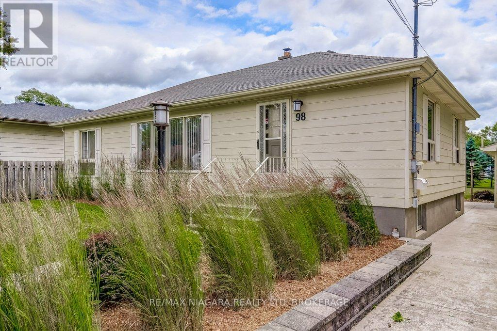 98 Merritt Parkway, Port Colborne, Ontario  L3K 3Y1 - Photo 6 - X12294991