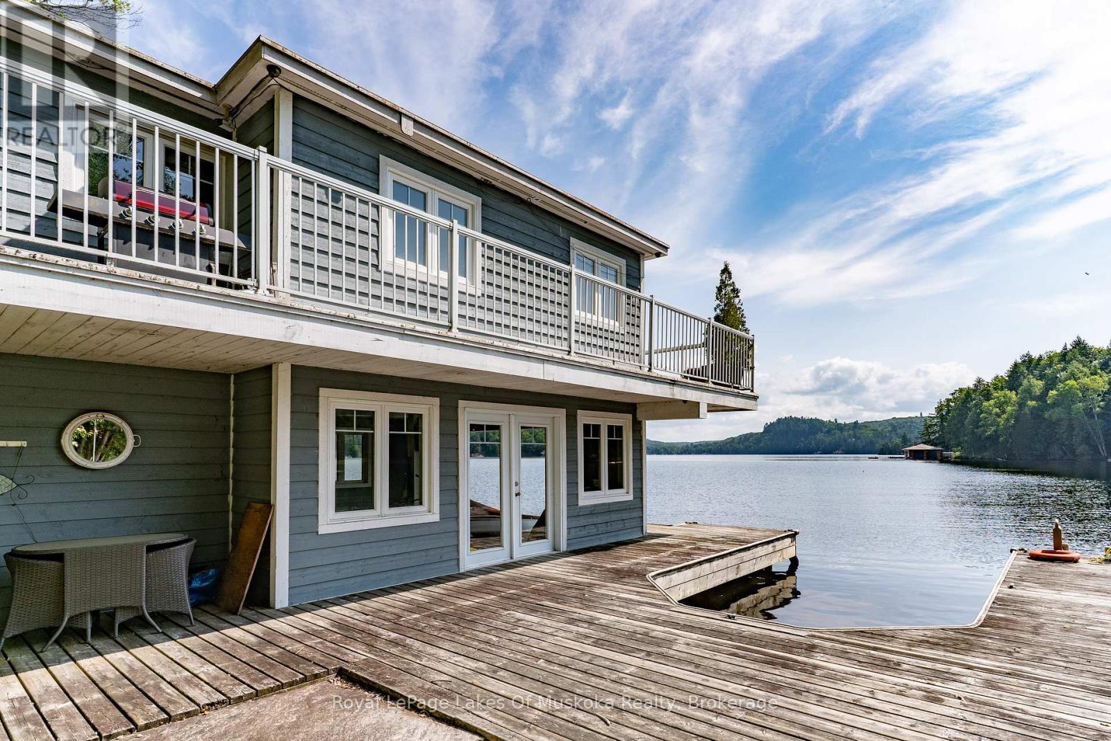 1024/1025 White Pines Road, Lake Of Bays, Ontario  P1H 2J3 - Photo 29 - X12294938