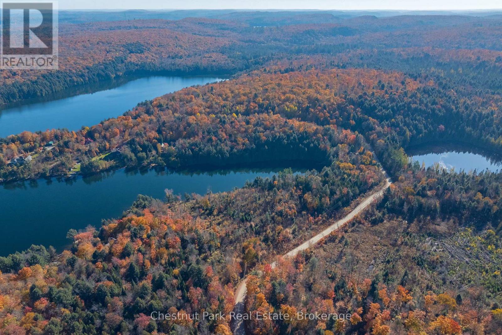 1031 Carl Fisher Drive, Lake Of Bays, Ontario  P1H 2J6 - Photo 15 - X12294994