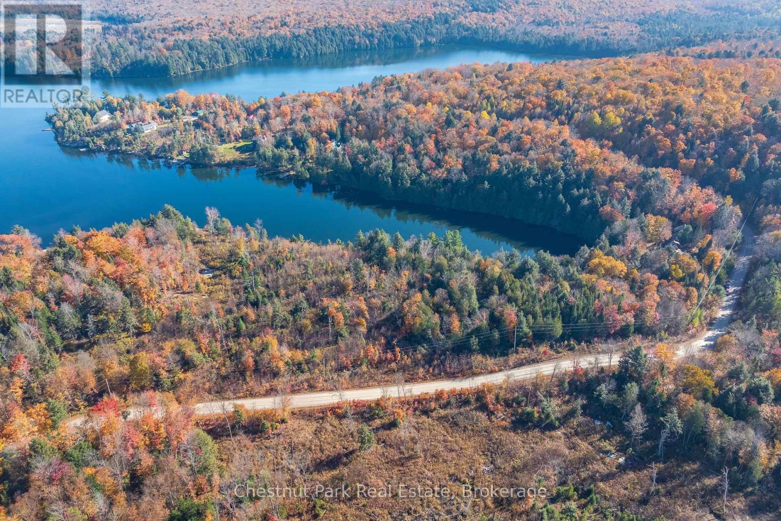 1031 Carl Fisher Drive, Lake Of Bays, Ontario  P1H 2J6 - Photo 17 - X12294994