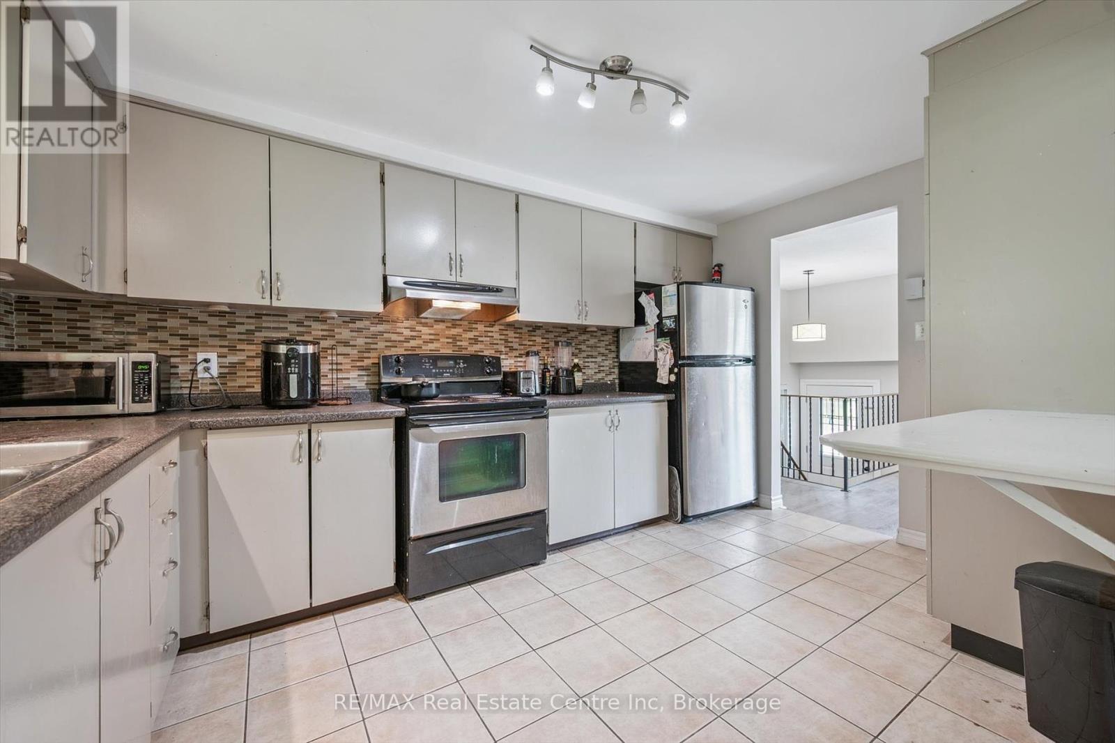 59 Steffler Drive, Guelph, Ontario  N1G 3L5 - Photo 11 - X12294997