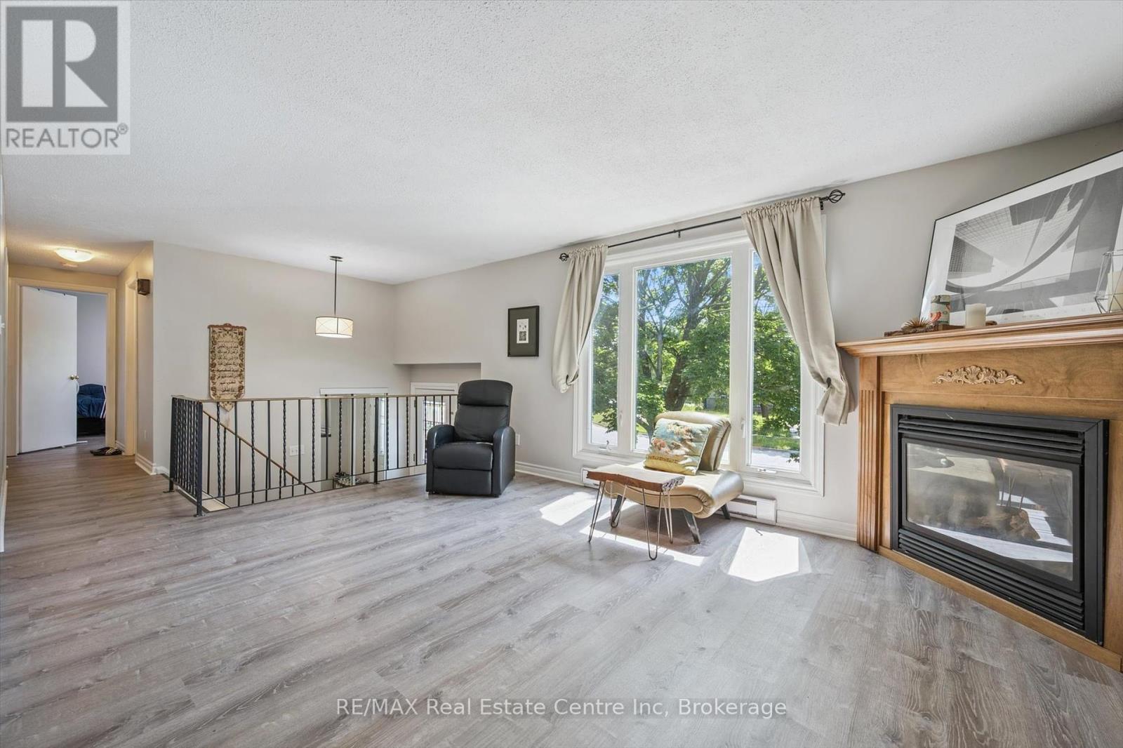 59 Steffler Drive, Guelph, Ontario  N1G 3L5 - Photo 7 - X12294997