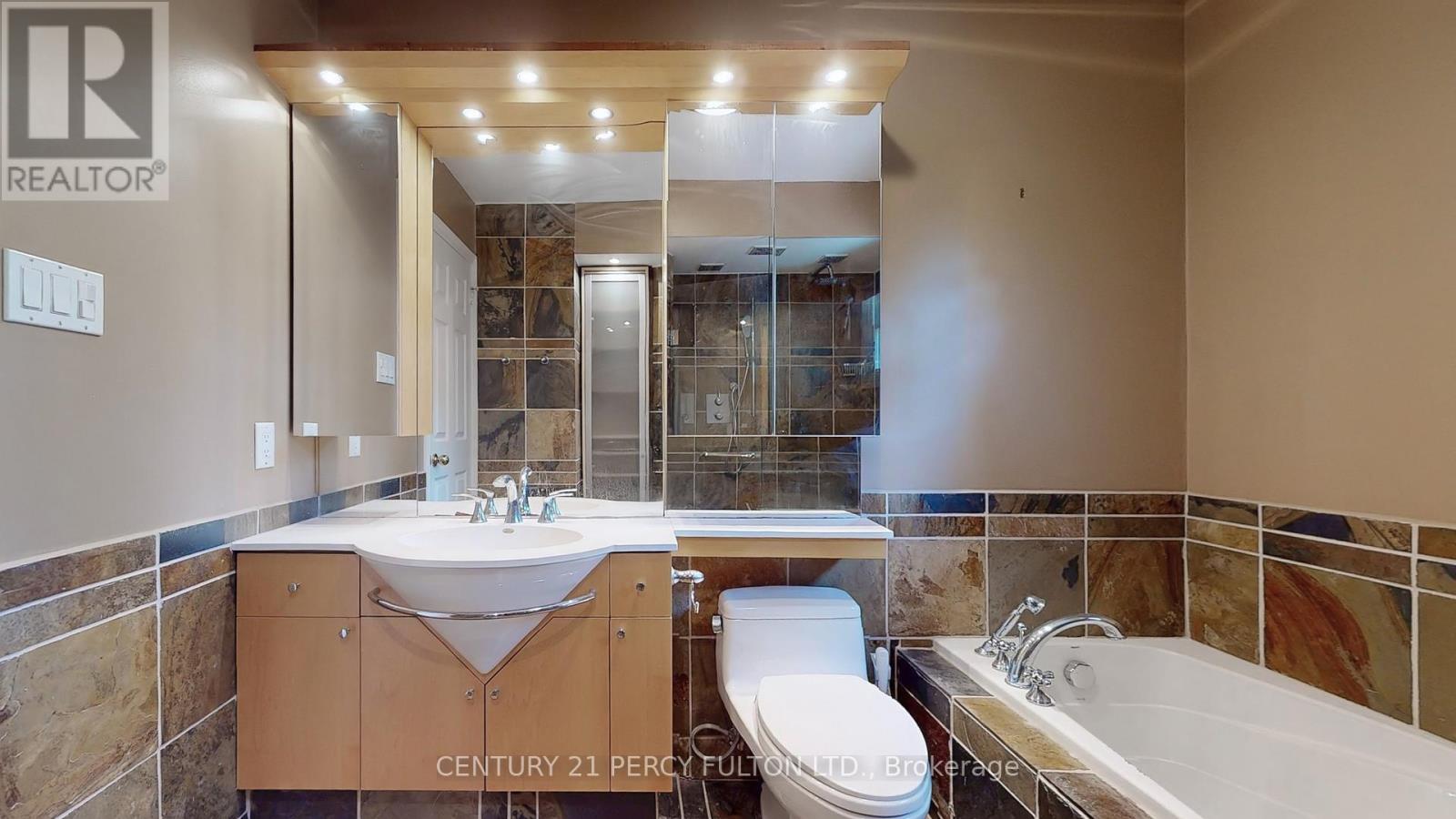 1746 The Loft, Mississauga, Ontario  L5L 3H5 - Photo 32 - W12294684