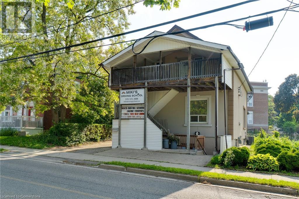 Property at 151 LANCASTER Street E image 2