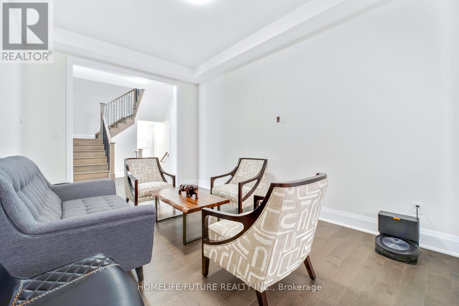 14 Nigh Drive, Markham, Ontario  L3S 0G4 - Photo 10 - N12294992