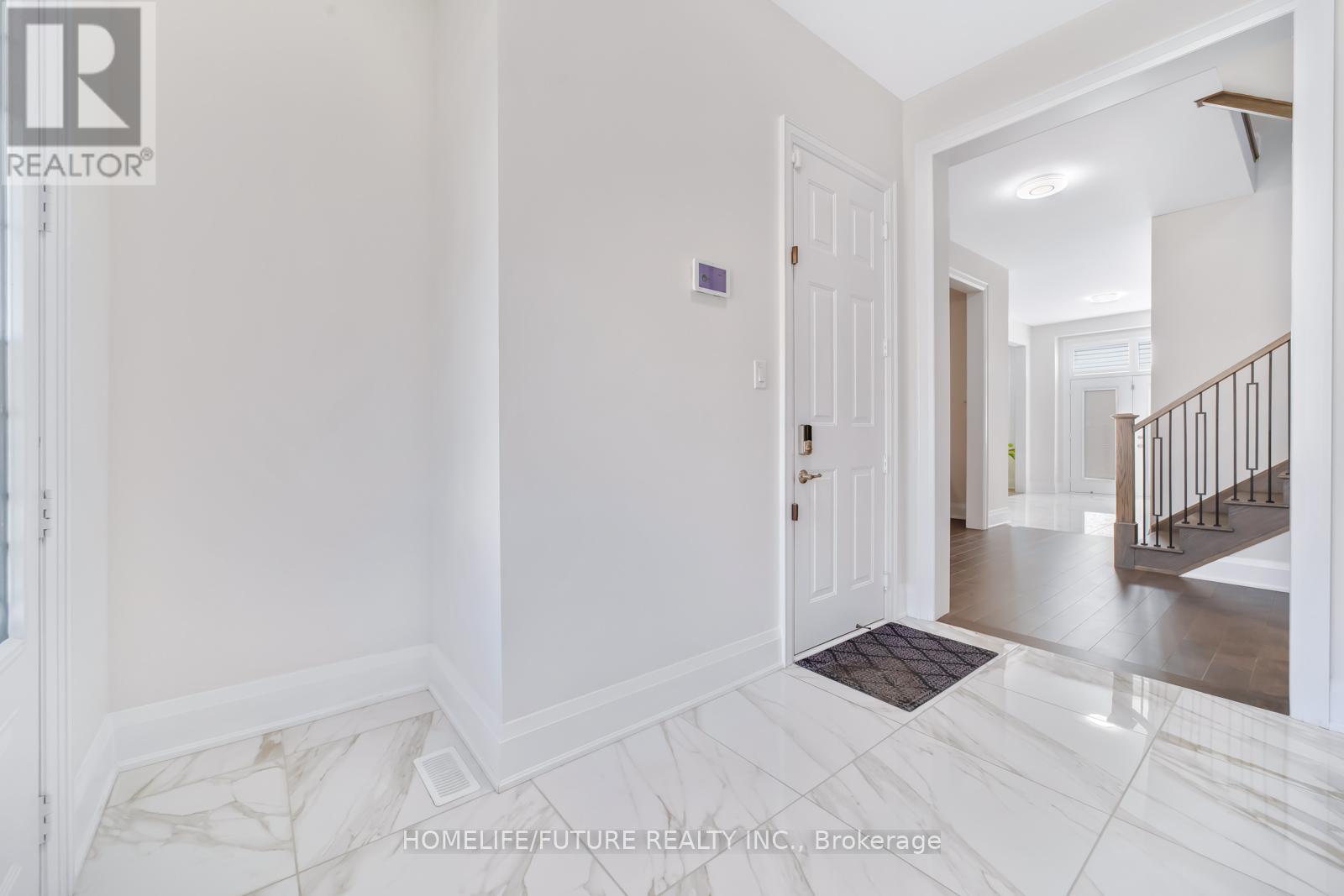 14 Nigh Drive, Markham, Ontario  L3S 0G4 - Photo 8 - N12294992