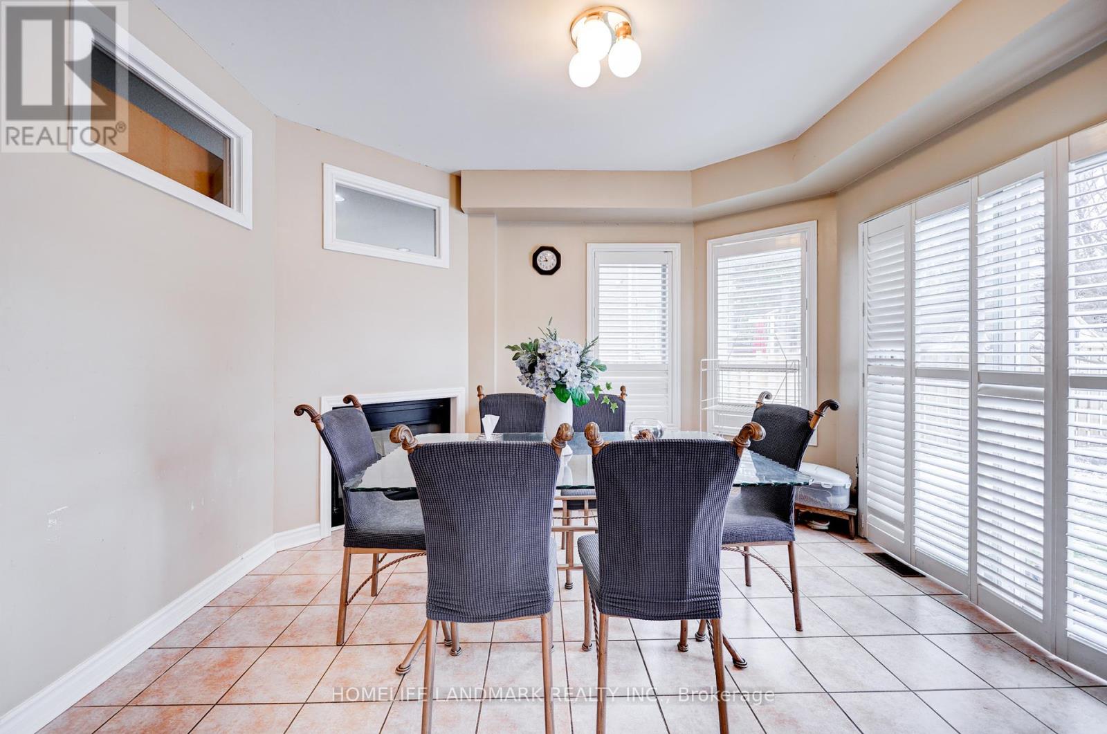 35 Forester Crescent, Markham, Ontario  L6C 1W2 - Photo 10 - N12295034