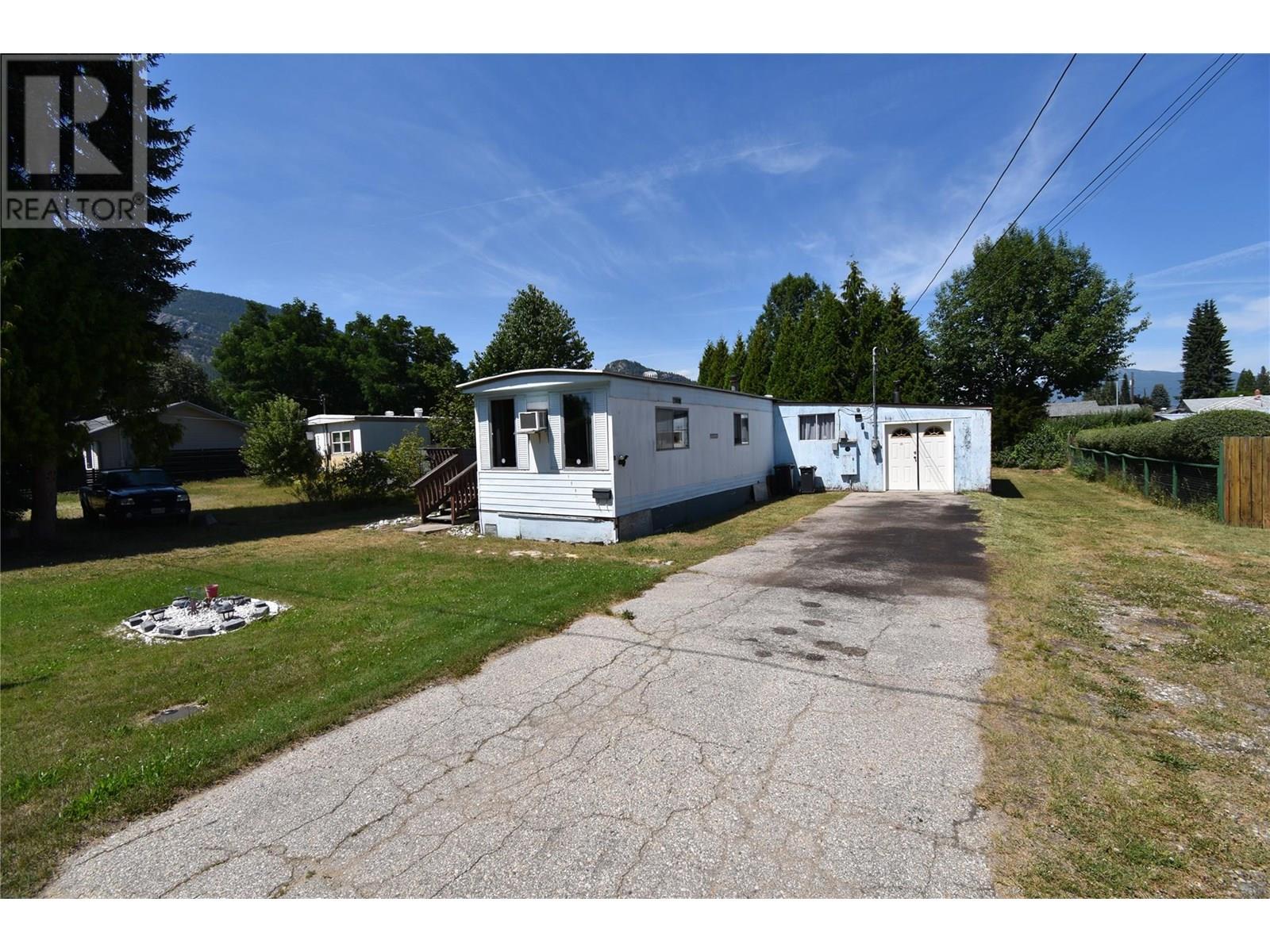159 Schulte Crescent, Castlegar, British Columbia  V1N 3E1 - Photo 13 - 10356154