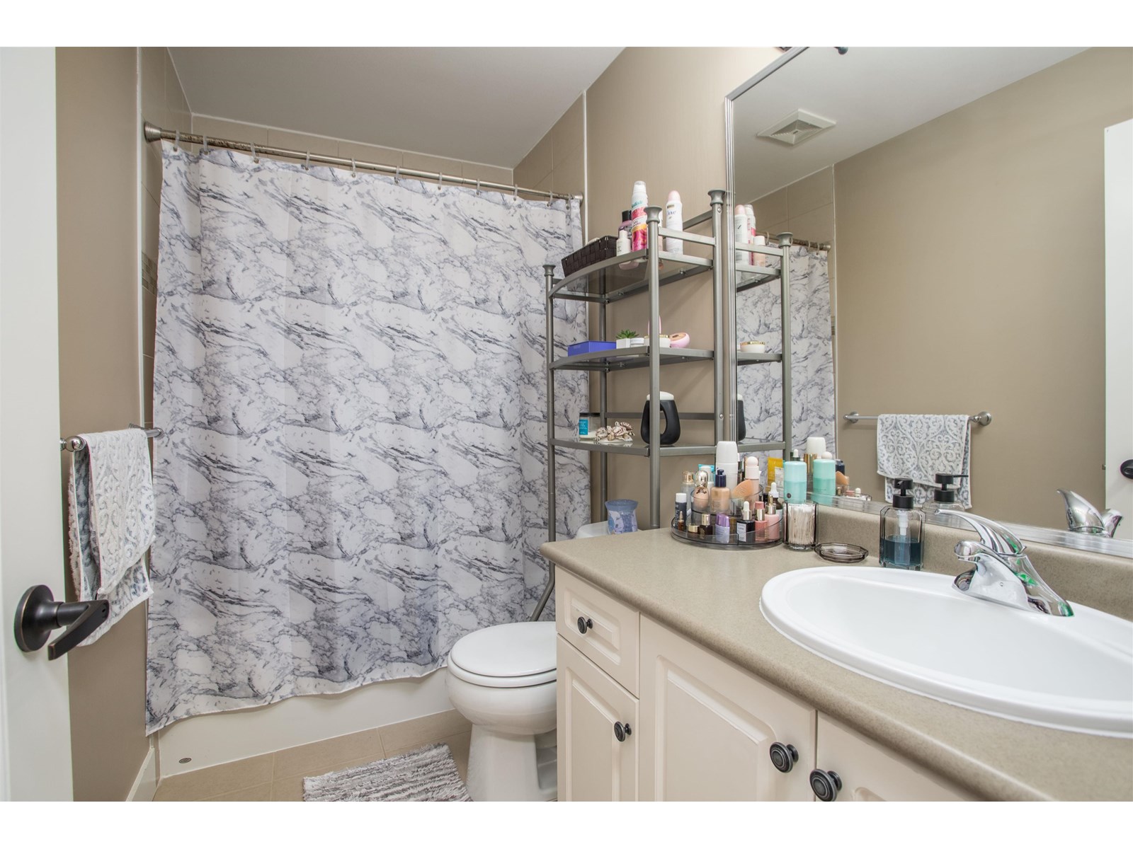 7015 195 Street, Surrey, British Columbia  V4N 5Z2 - Photo 15 - R3028421
