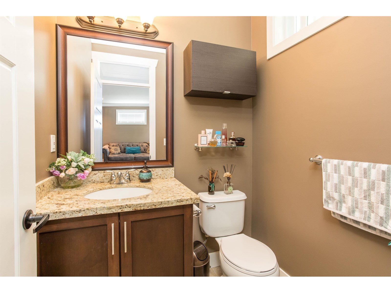 7015 195 Street, Surrey, British Columbia  V4N 5Z2 - Photo 3 - R3028421