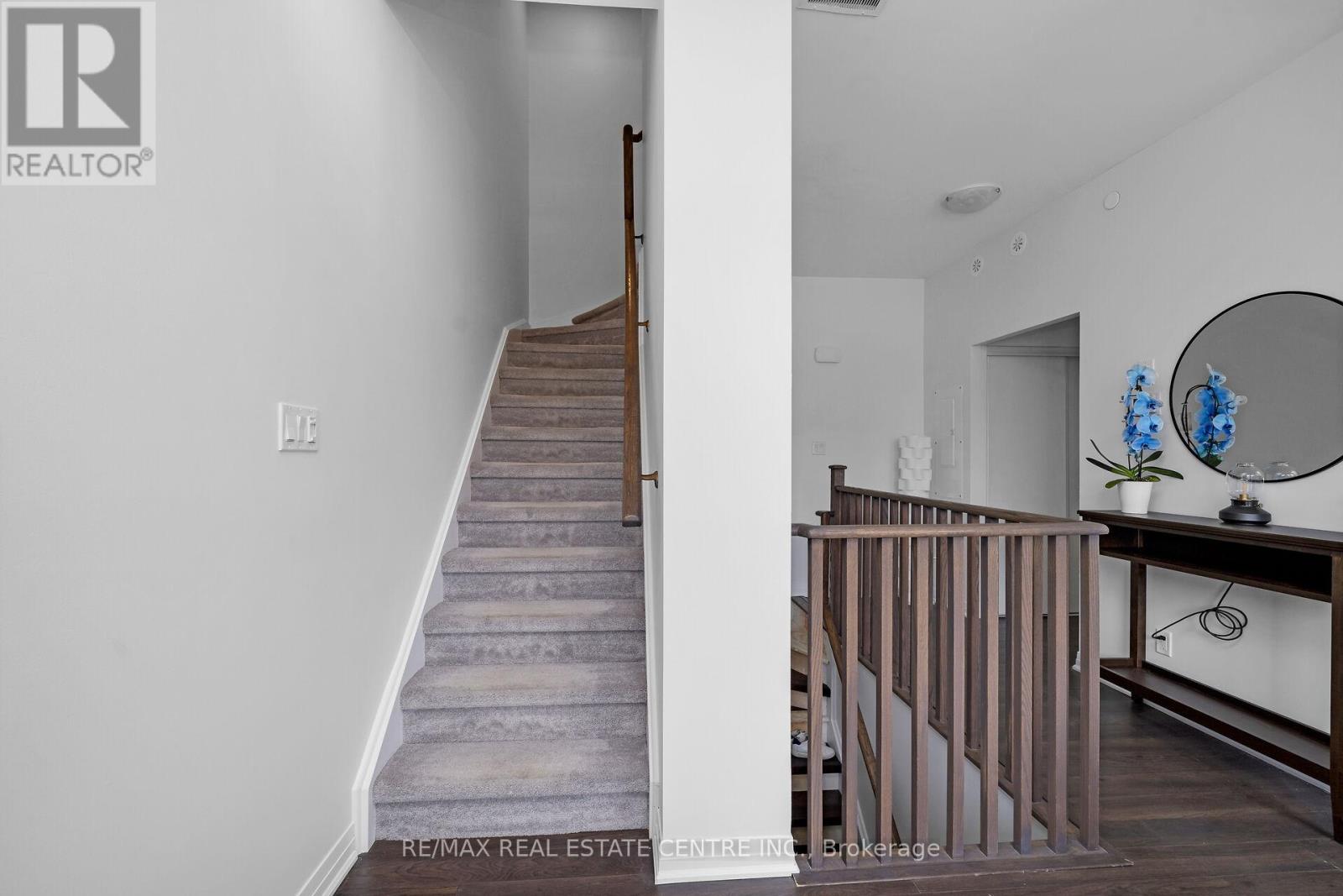 7 - 680 Atwater Avenue, Mississauga (Mineola), Ontario  L5G 0B6 - Photo 10 - W12294931