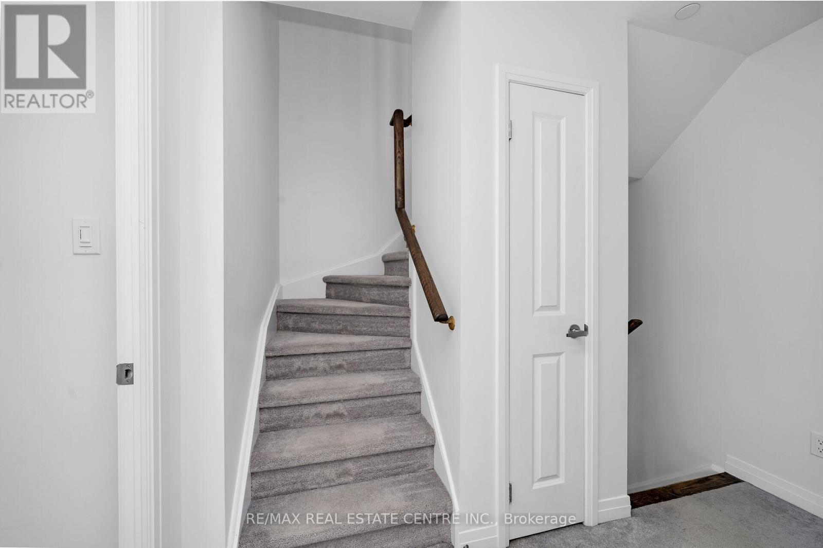 7 - 680 Atwater Avenue, Mississauga (Mineola), Ontario  L5G 0B6 - Photo 14 - W12294931