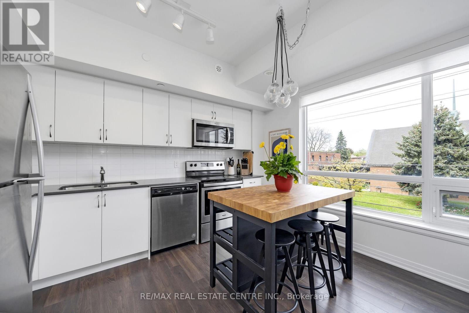 Property at 7 - 680 ATWATER AVENUE image 3