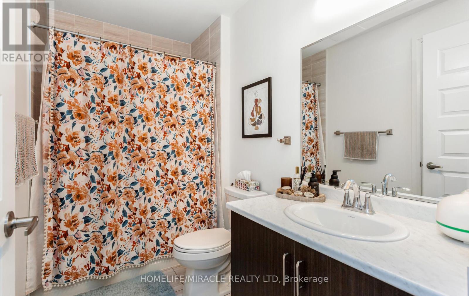 204 - 128 Grovewood Common, Oakville, Ontario  L6H 0X3 - Photo 18 - W12294974