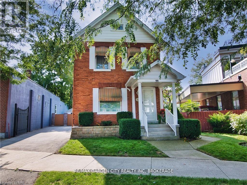 111 Lake Street, St. Catharines (Downtown), Ontario  L2R 5X7 - Photo 1 - X12295072