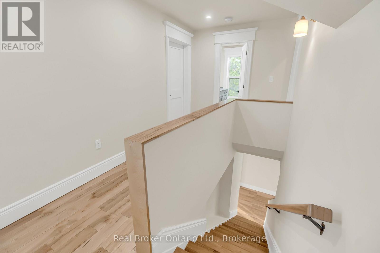 16 Hillcrest Street W, South Bruce, Ontario  N0G 2S0 - Photo 31 - X12295061