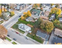 1754 Ethel Street, kelowna, British Columbia