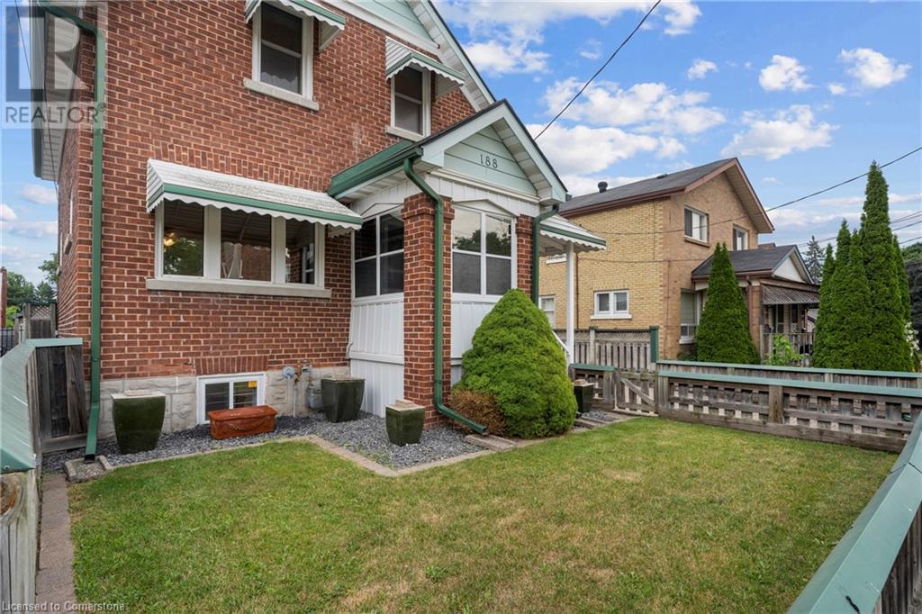 Property at 188 WENTWORTH Avenue image 4