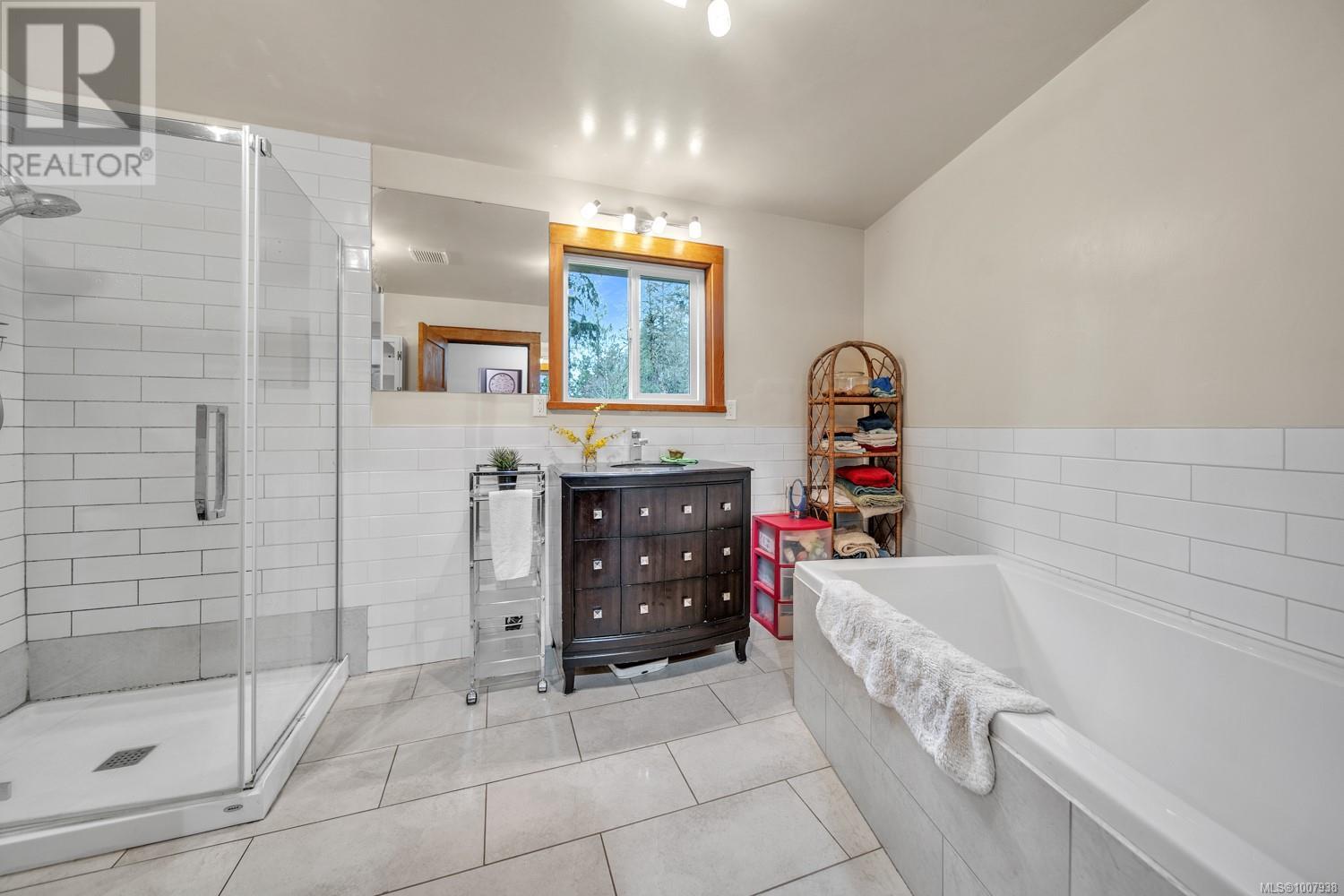 8706 Trans Canada Hwy, Chemainus, British Columbia  V0R 1K4 - Photo 32 - 1007938