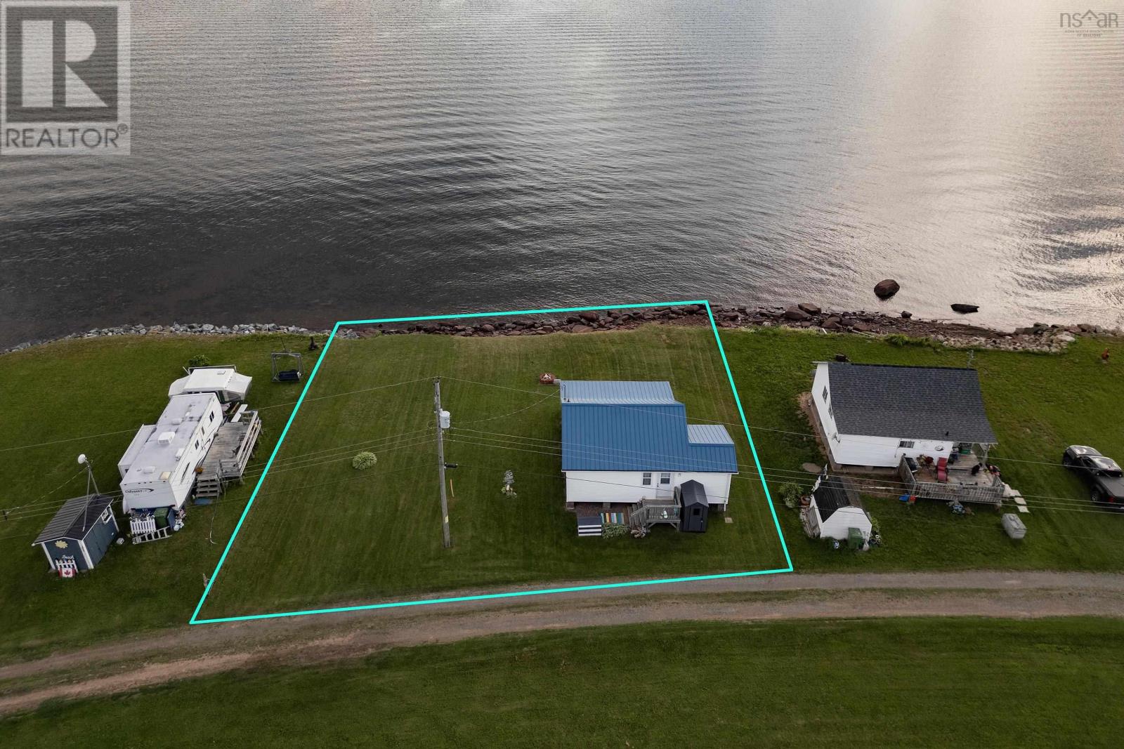 115 Fishing Point Road, Pugwash, Nova Scotia  B0K 1L0 - Photo 2 - 202511378