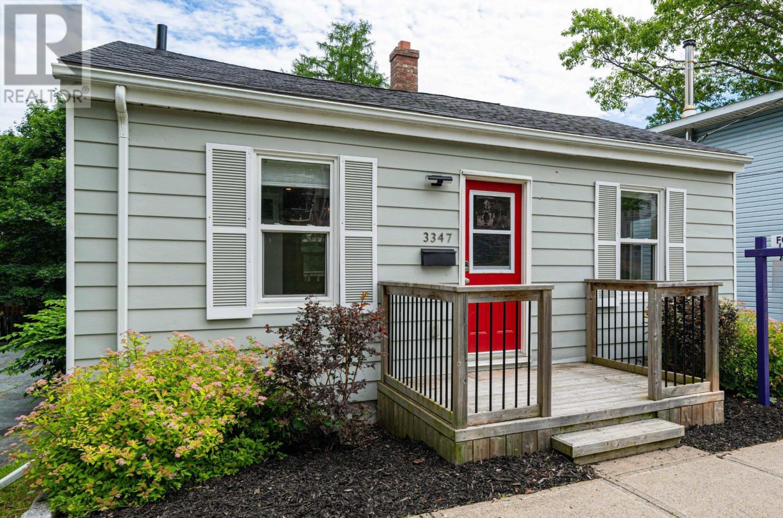 3347 Agricola Street, North End, Nova Scotia  B3K 4H8 - Photo 1 - 202517281