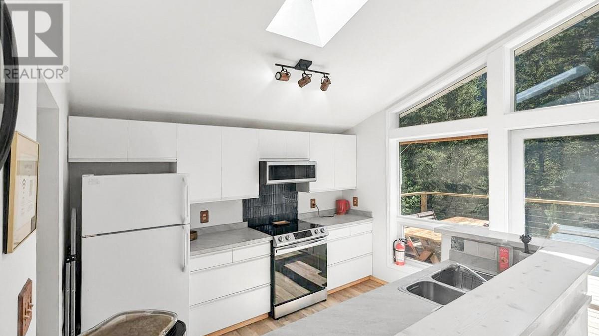 221 Prospect Drive, Princeton, British Columbia  V0X 1W0 - Photo 6 - 10356287