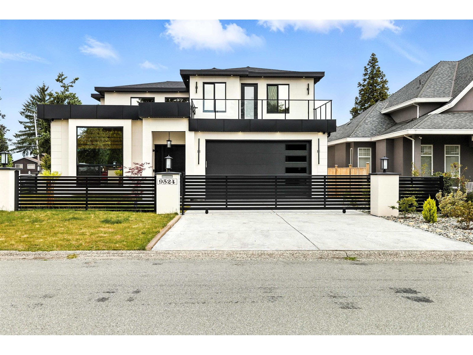 Property at 9524 118 STREET image 1