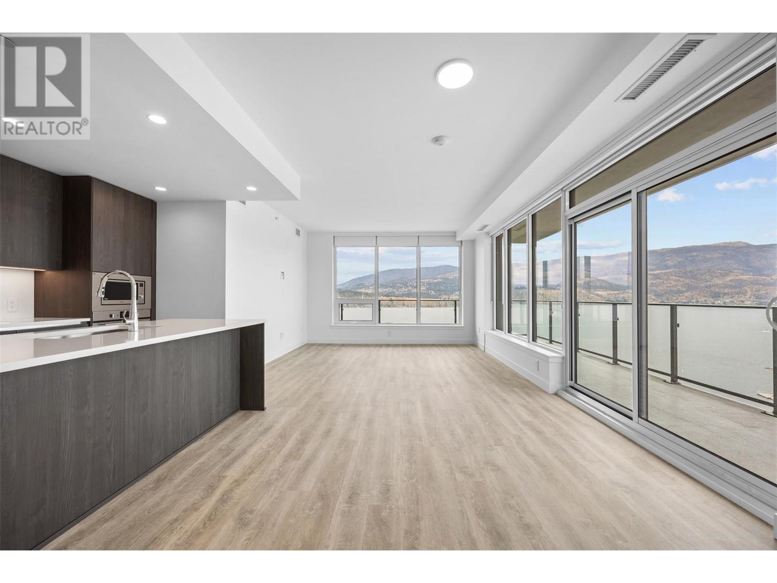 Property at 238 Leon Avenue Unit# 1808 image 4