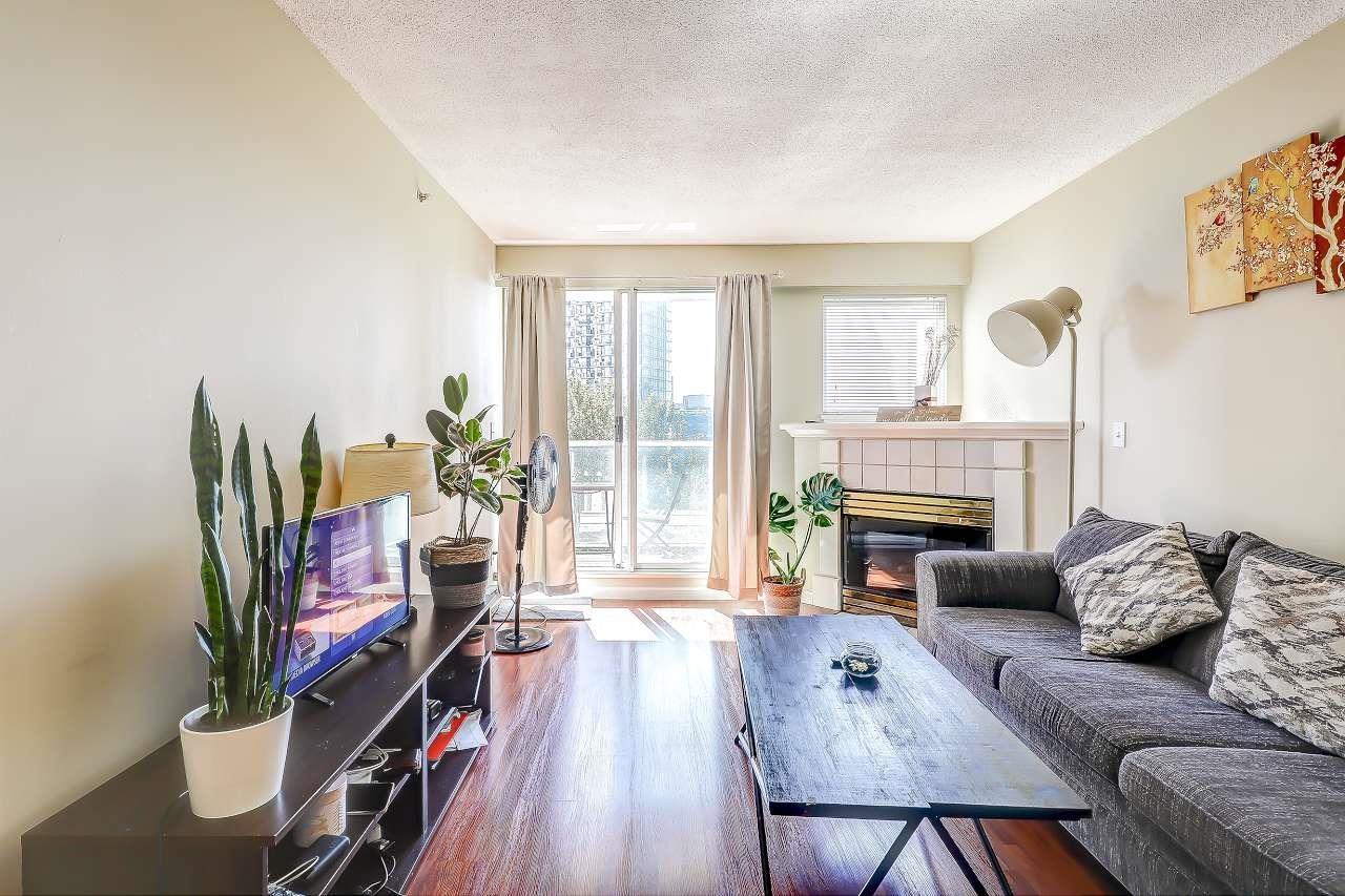 Property at 1207 9830 WHALLEY BOULEVARD image 4