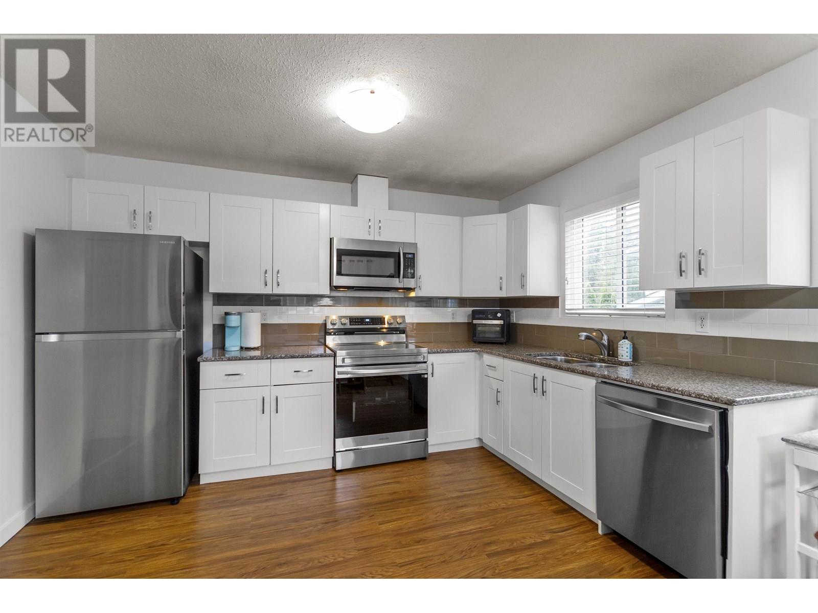 1892 Bluff Way, Coquitlam, British Columbia  V3E 1J2 - Photo 8 - R3028586
