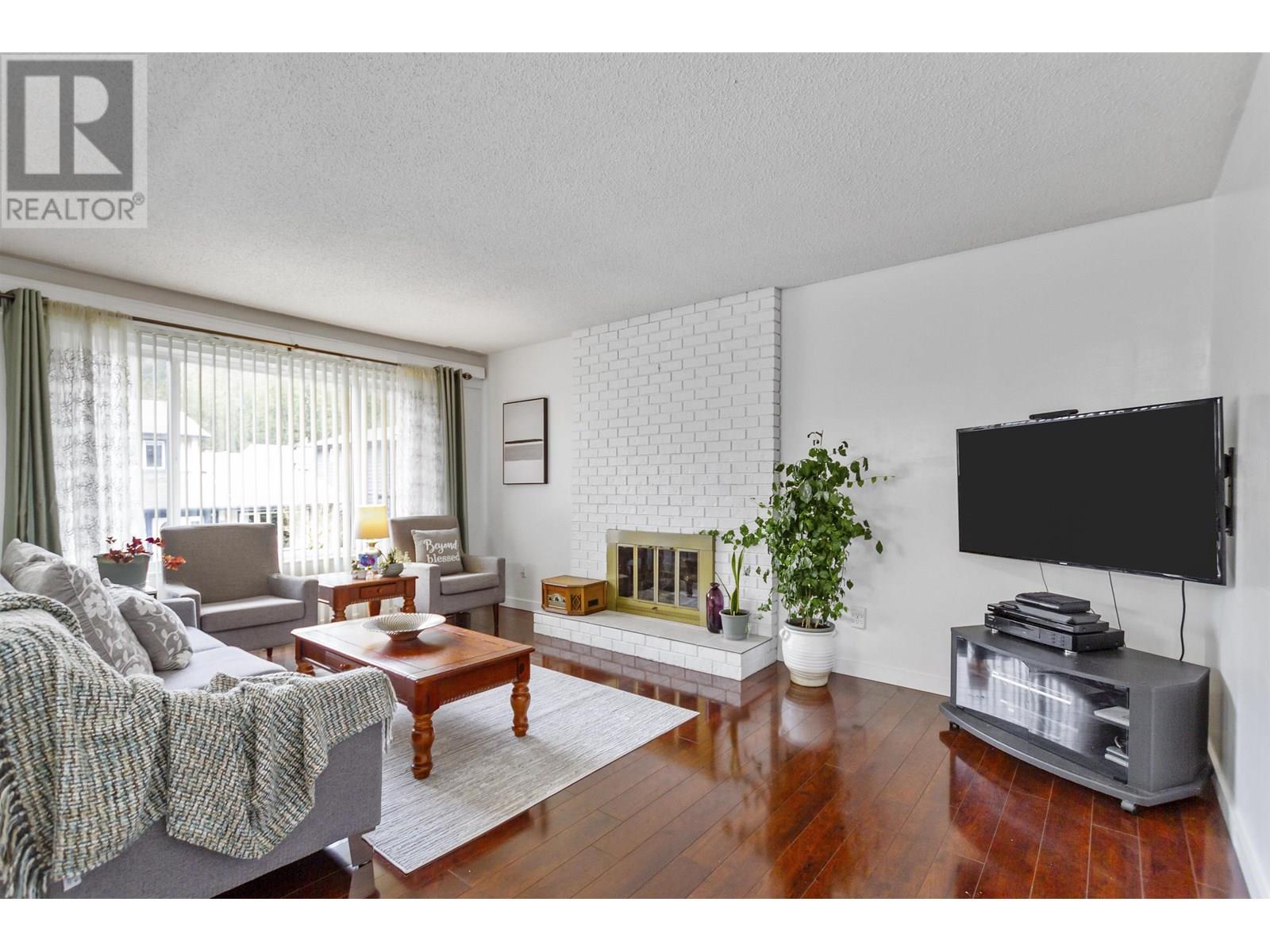 1892 Bluff Way, Coquitlam, British Columbia  V3E 1J2 - Photo 6 - R3028586