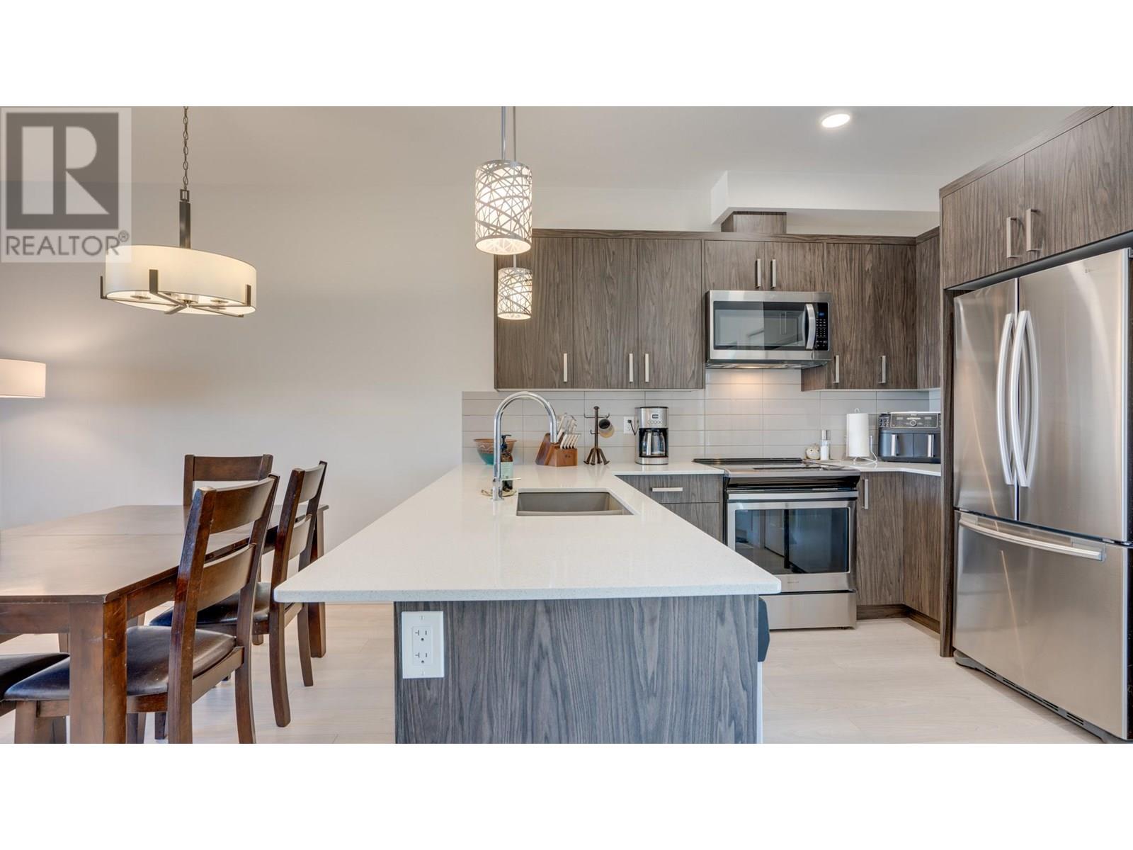 933 Mt Robson Place Unit# 3, Vernon, British Columbia  V1B 4G4 - Photo 11 - 10356056